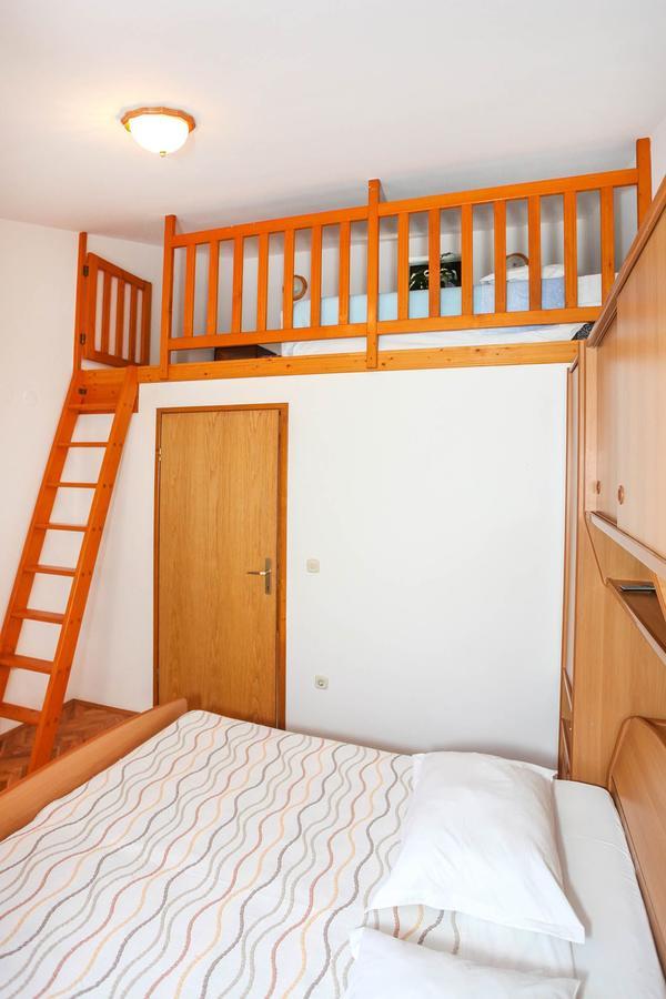 Apartments Patricia Банджоле Экстерьер фото